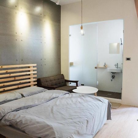 Hinoki Mansion Hostel Tainan Exterior photo