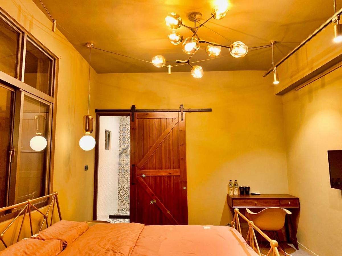 Hinoki Mansion Hostel Tainan Exterior photo