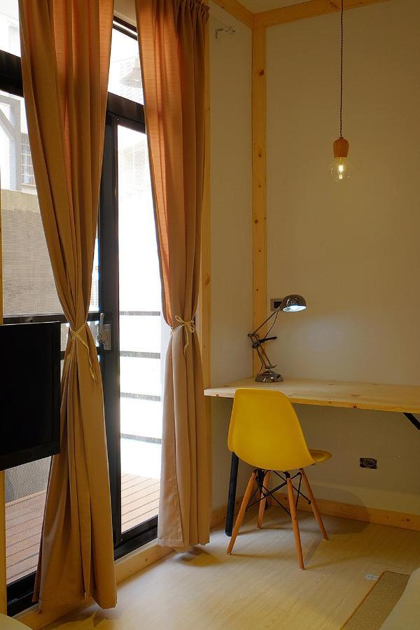 Hinoki Mansion Hostel Tainan Exterior photo