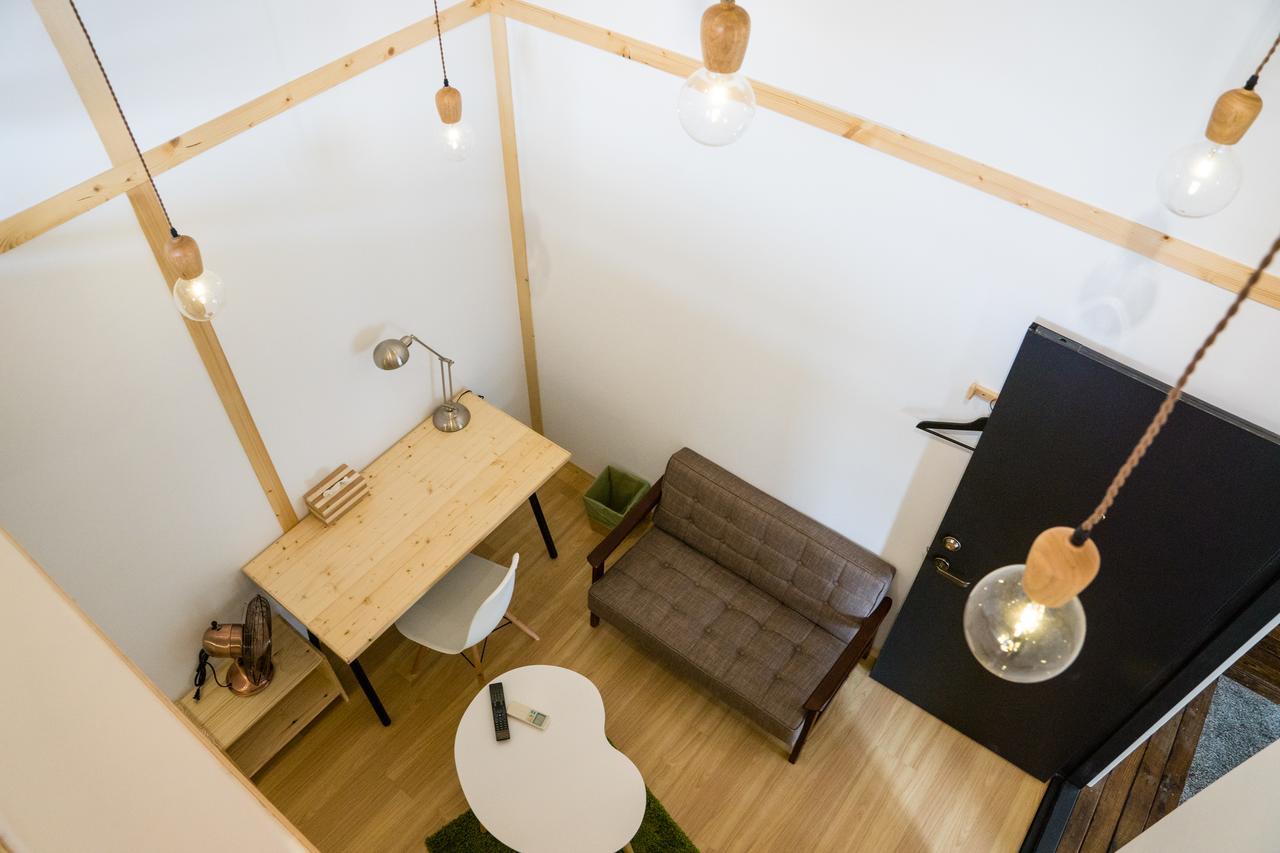 Hinoki Mansion Hostel Tainan Exterior photo