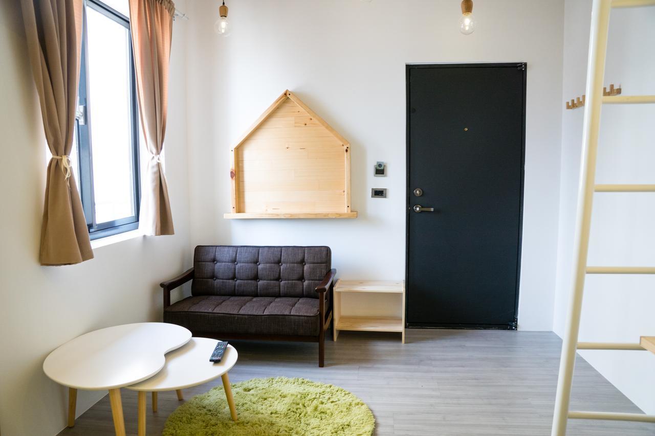 Hinoki Mansion Hostel Tainan Exterior photo